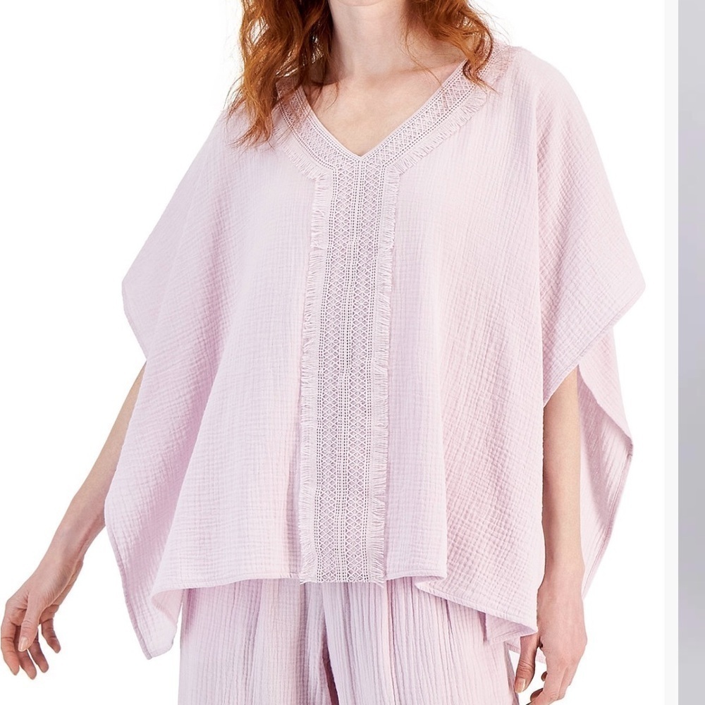 NWT 2X JM Collection Lagenlook
Plus Size Lace-Trim Textured Poncho Lilac Sky